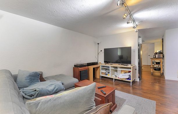 2903 W 42nd Avenue Kerrisdale