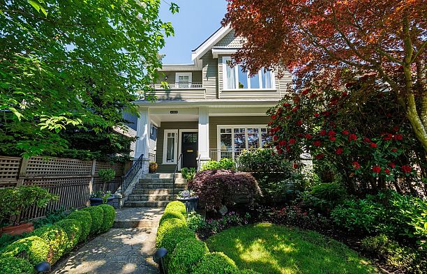 3111 W 42nd Avenue Kerrisdale