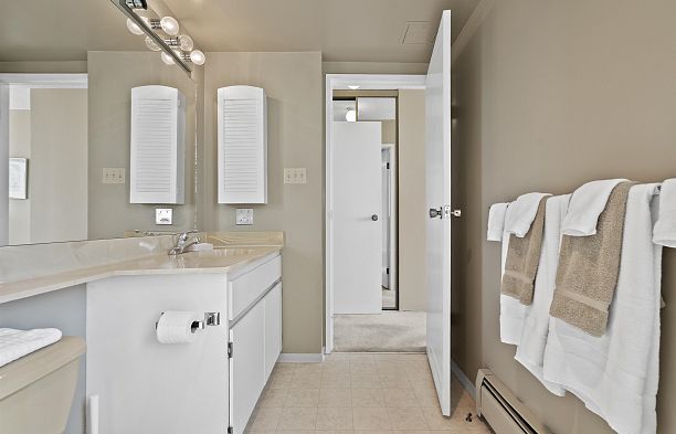 601 5555 Yew Street Kerrisdale