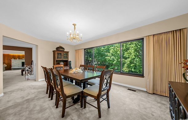 2208 W 32nd Avenue Quilchena