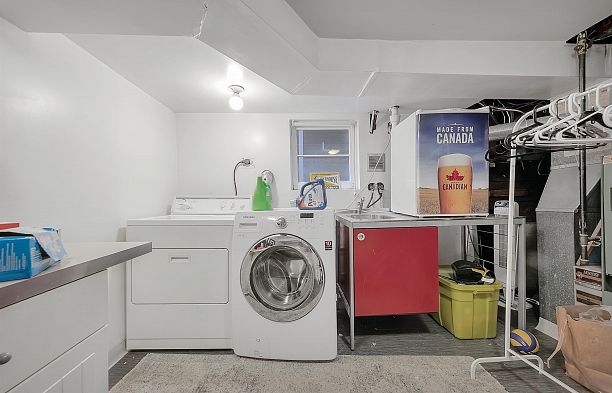 2903 W 42nd Avenue Kerrisdale
