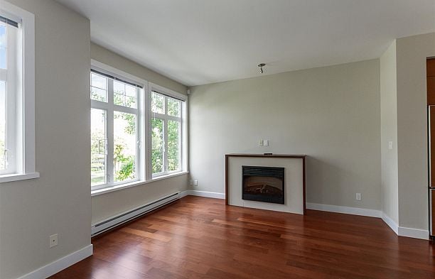 5425 Willow Street Cambie