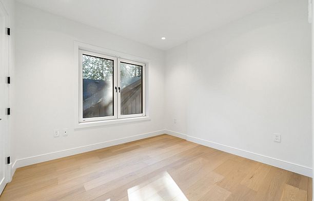 5838 Highbury Street Southlands
