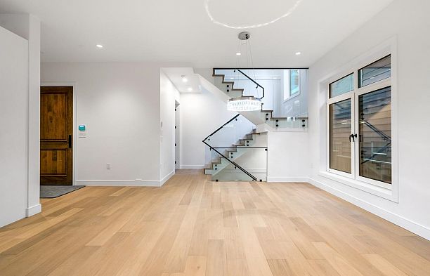 5838 Highbury Street Southlands