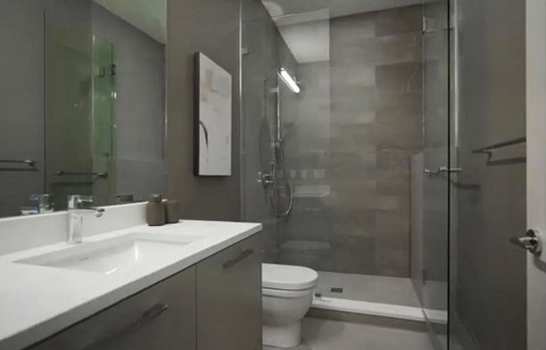 1041 W 53rd Avenue South Granville