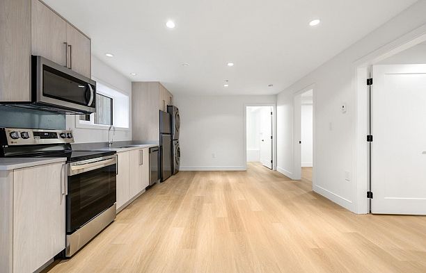 5838 Highbury Street Southlands