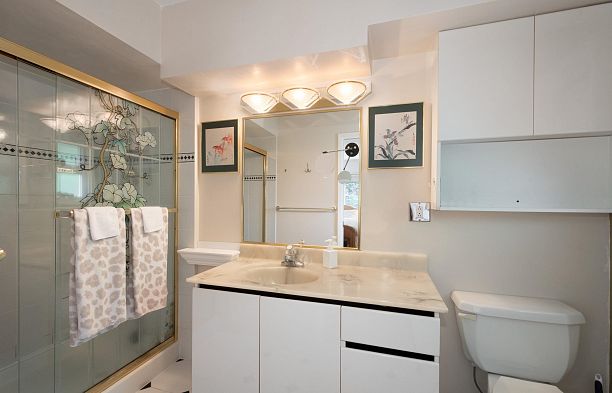 5422 Osler Street Shaughnessy