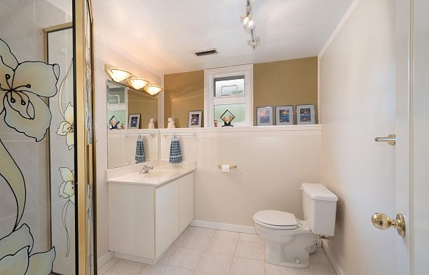 5422 Osler Street Shaughnessy
