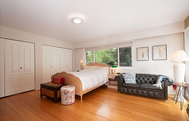 5422 Osler Street Shaughnessy