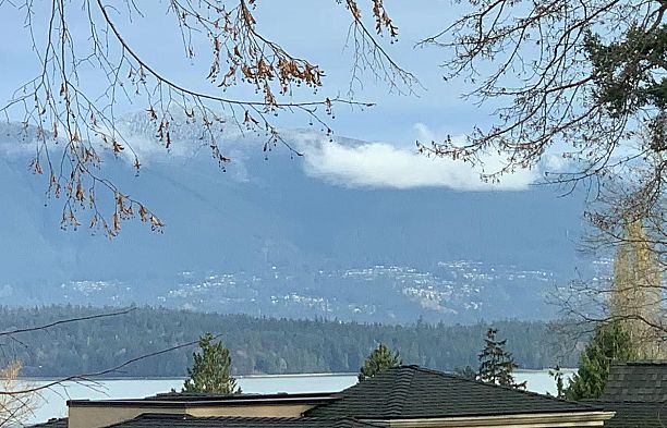 4146 Crown Crescent Point Grey