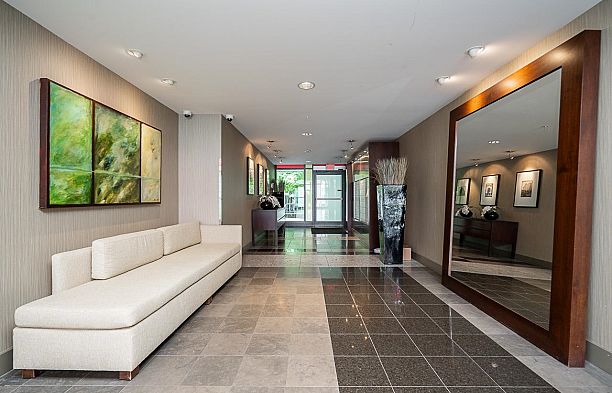 310 750 W 12th Avenue Fairview VW