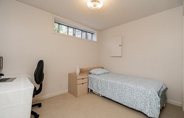 2133 W 49th Avenue Kerrisdale