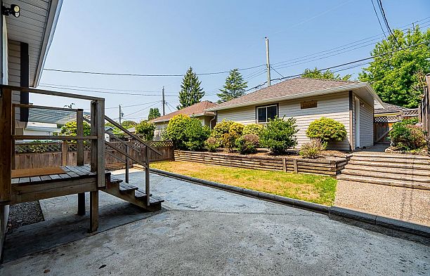 2133 W 49th Avenue Kerrisdale