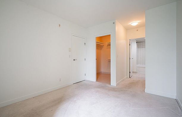 310 750 W 12th Avenue Fairview VW