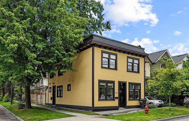 374 E 28th Avenue Main