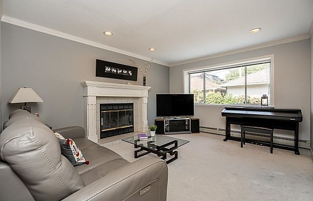 2133 W 49th Avenue Kerrisdale
