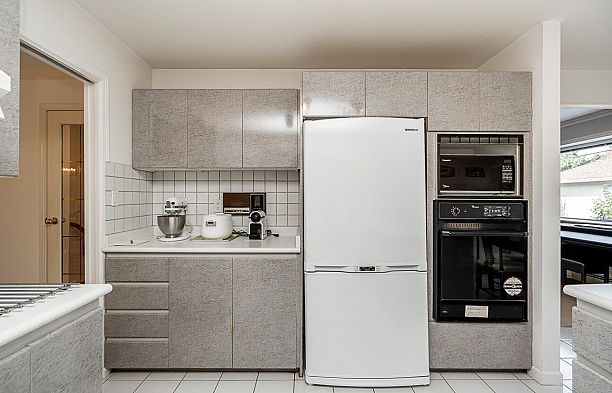 2133 W 49th Avenue Kerrisdale