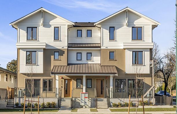 6815 Oak Street South Granville