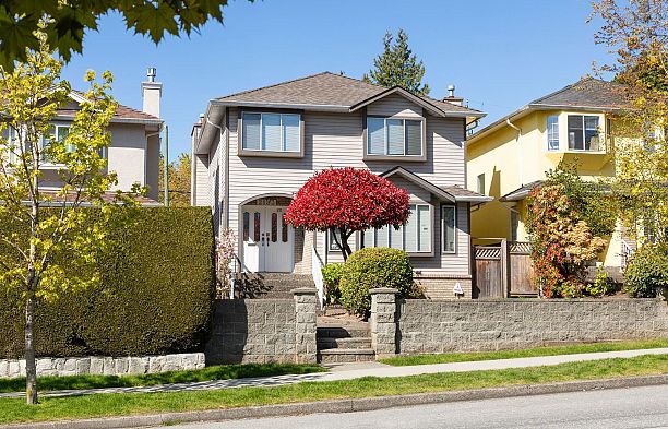 2133 W 49th Avenue Kerrisdale