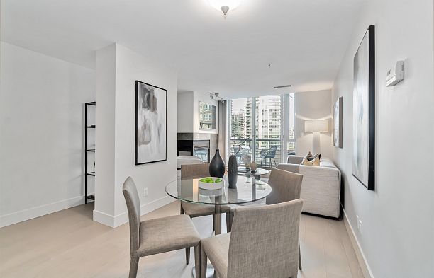 1007 590 Nicola Street Coal Harbour