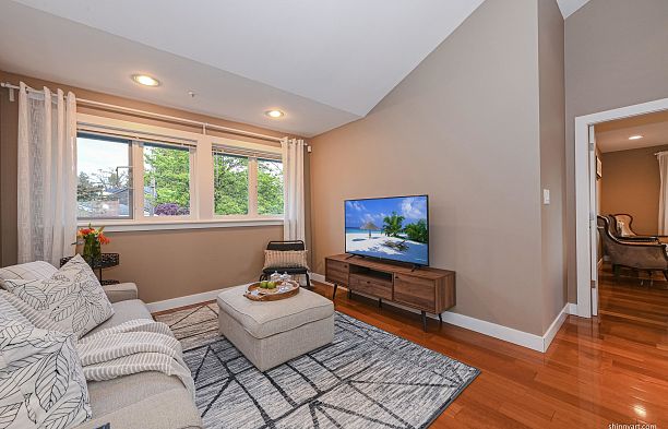 5459 Crown Street Dunbar