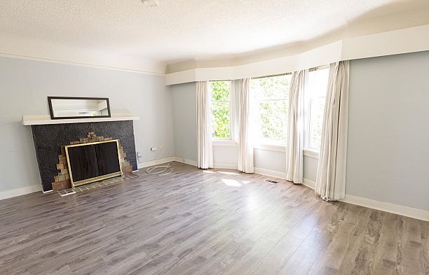 2529 W 41st Avenue Kerrisdale