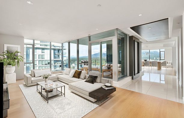 2601 277 Thurlow Street Coal Harbour