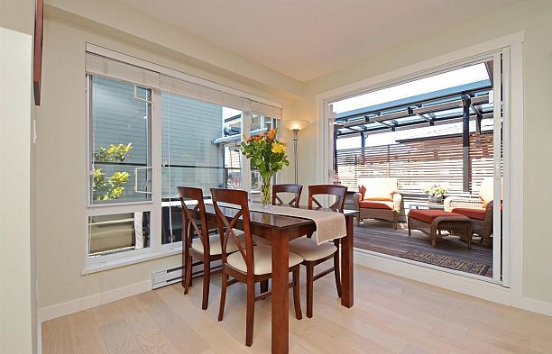 304 1880 W 57th Avenue South Granville