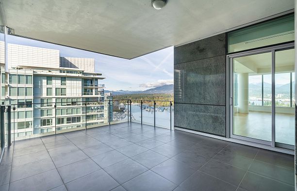 2601 277 Thurlow Street Coal Harbour