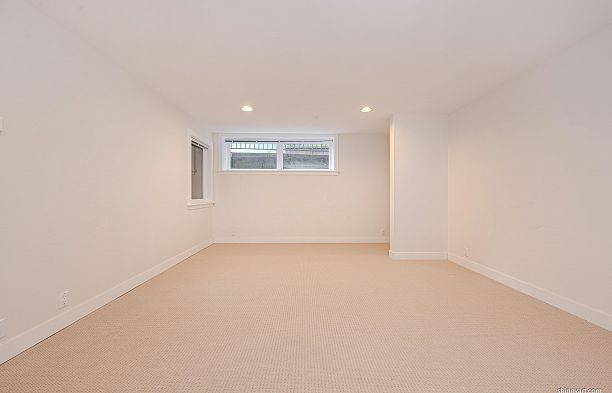 5459 Crown Street Dunbar