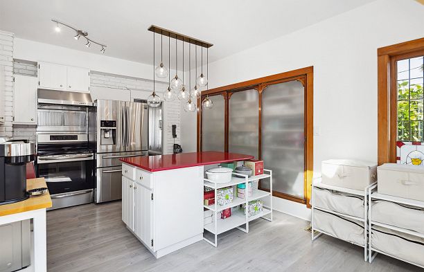 4190 W 11th Avenue Point Grey
