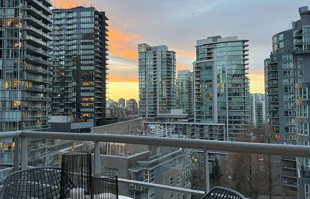 1007 590 Nicola Street Coal Harbour