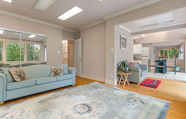 6388 Churchill Street South Granville