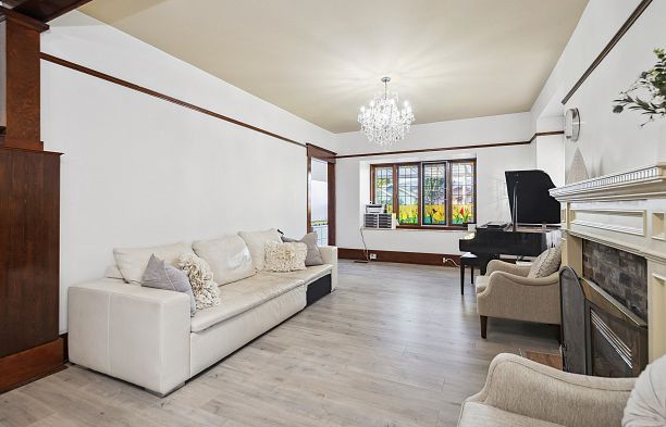 4190 W 11th Avenue Point Grey