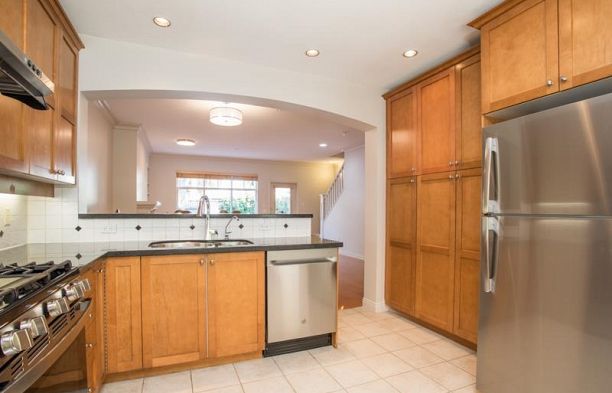 5428 Larch Street Kerrisdale