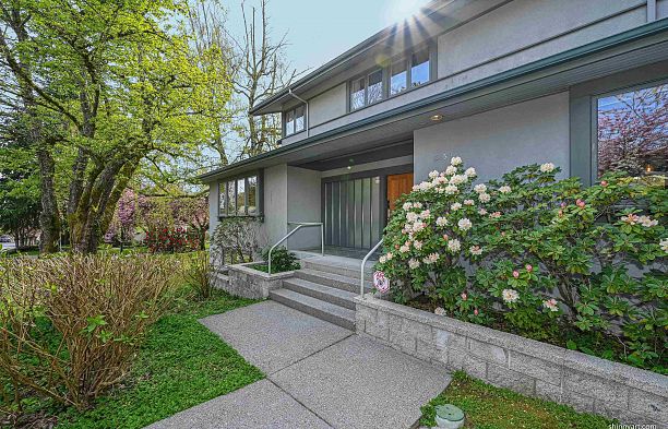 5459 Crown Street Dunbar
