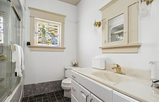4190 W 11th Avenue Point Grey