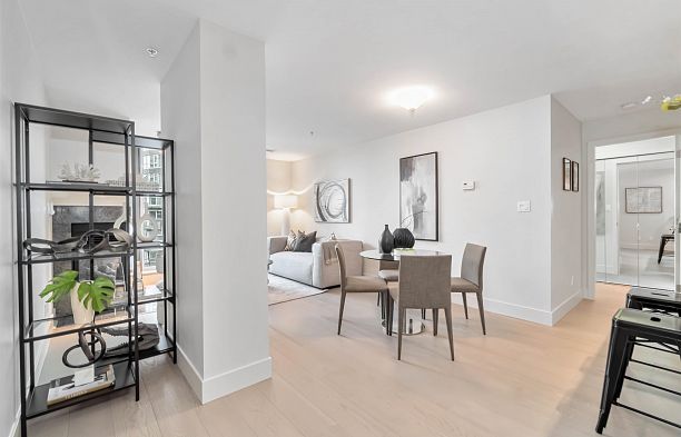 1007 590 Nicola Street Coal Harbour