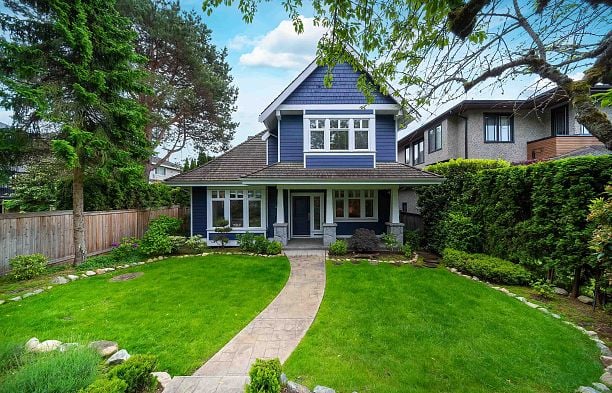 2716 W 37th Avenue Kerrisdale