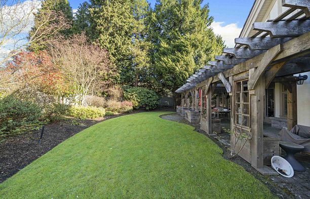 1323 The Crescent Crescent Shaughnessy