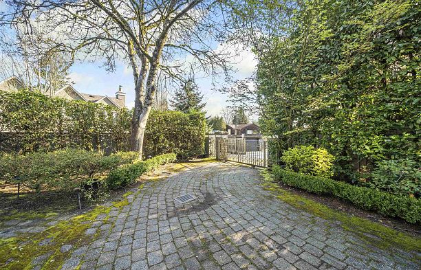 1323 The Crescent Crescent Shaughnessy