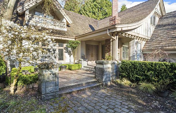 1323 The Crescent Crescent Shaughnessy