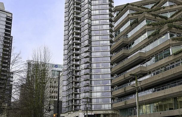 2001 1228 W Hastings Street Coal Harbour