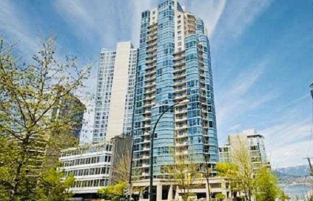 303 1415 W Georgia Street Coal Harbour