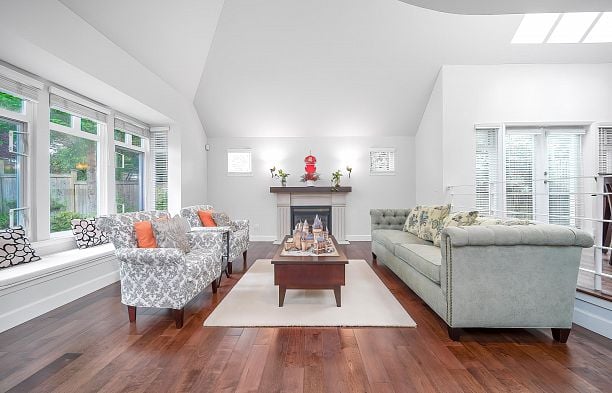 2716 W 37th Avenue Kerrisdale