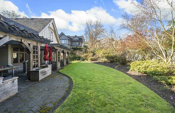 1323 The Crescent Crescent Shaughnessy