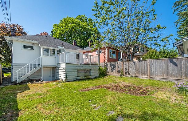 4343 W 15th Avenue Point Grey