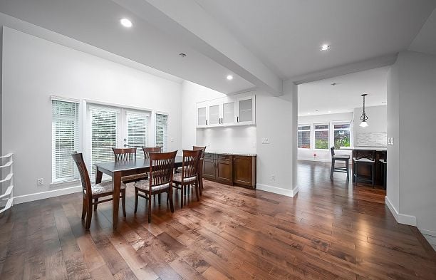 2716 W 37th Avenue Kerrisdale