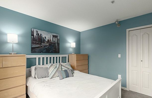 406 189 Ontario Place Main
