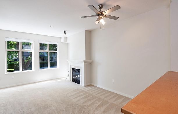 201 4883 Maclure Mews Quilchena